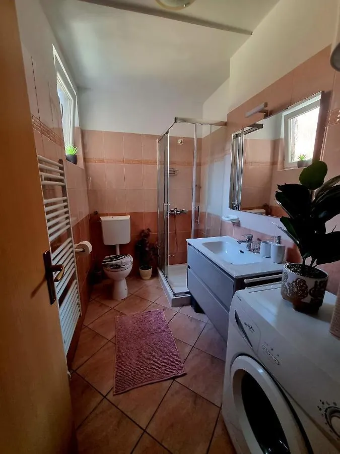 Apartments Ema Pula